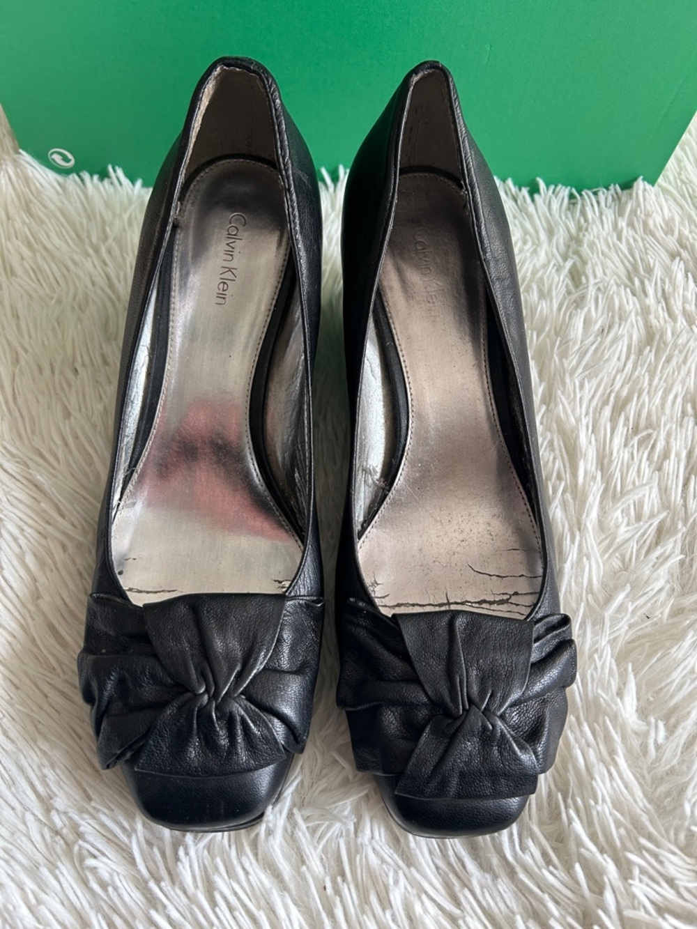 Calvin Klein Black Leather Knot-Front Heeled Pumps, wedge, super comfy